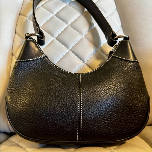 Dooney & Bourke Black Leather Shoulder Bag - Picture 3 of 6